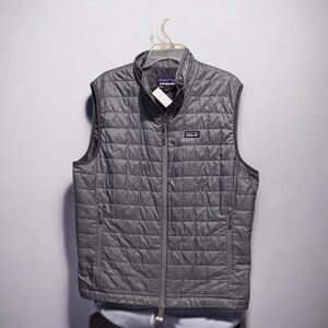 Patagonia Men's Nano Puff® Vest “size L”